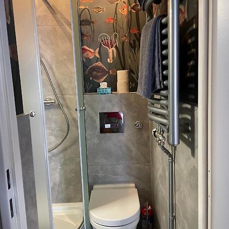 Altbaucharme Deluxe Mit Balkon In Zentraler Lage Appartement Kiel Buitenkant foto